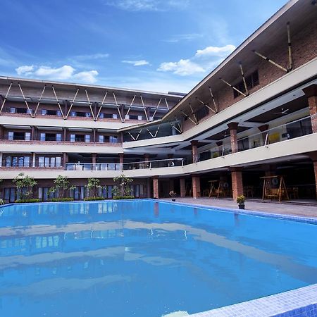 Grand Mulya Hotel Bogor Exterior foto