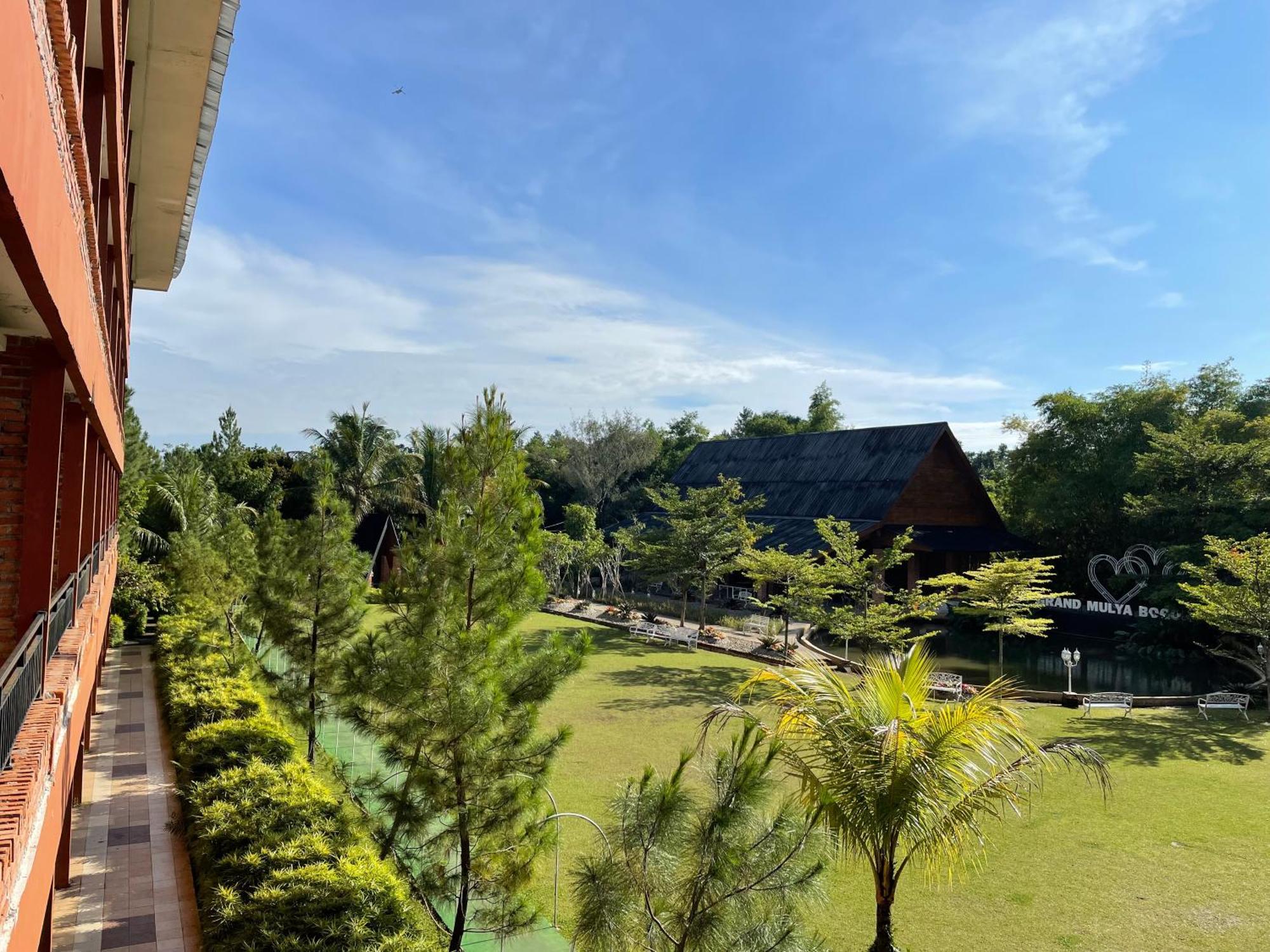 Grand Mulya Hotel Bogor Exterior foto