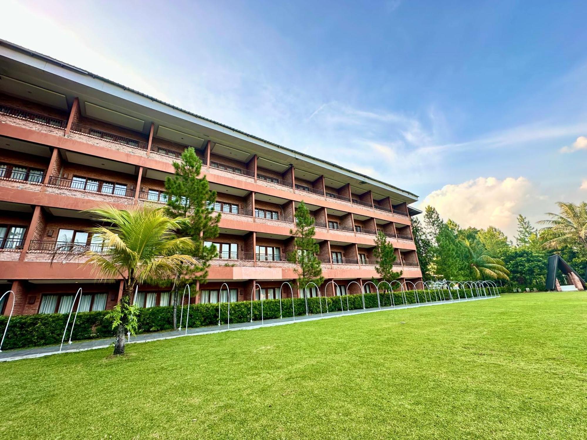 Grand Mulya Hotel Bogor Exterior foto