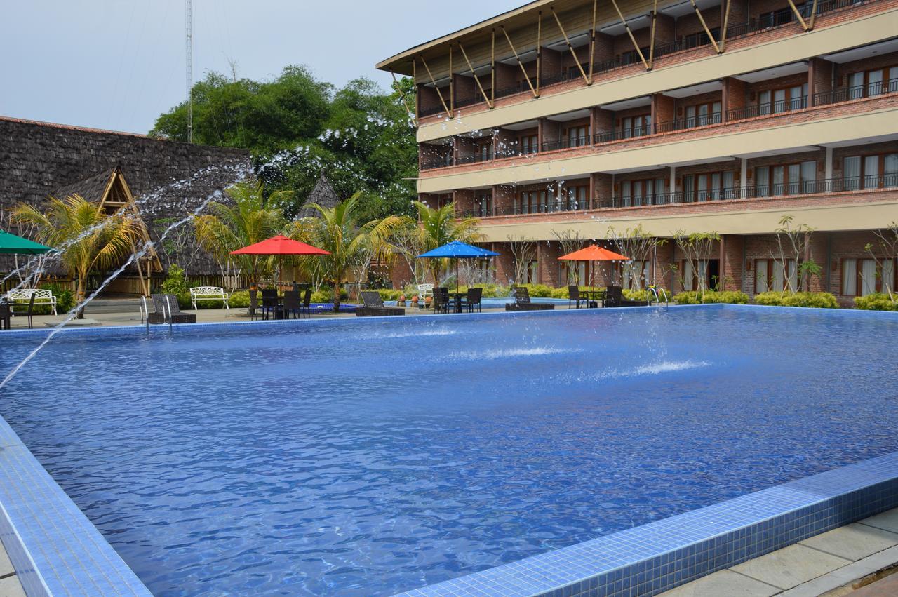 Grand Mulya Hotel Bogor Exterior foto