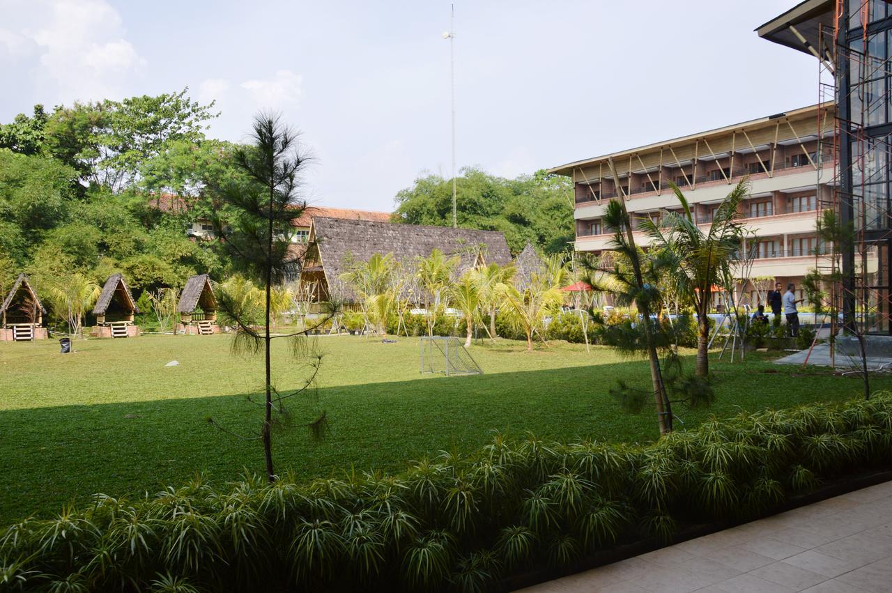 Grand Mulya Hotel Bogor Exterior foto